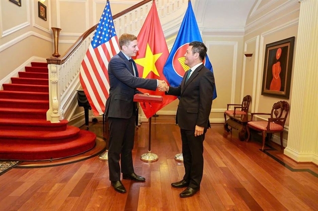 Vietnam calls on US to lift restrictions on high-tech exports